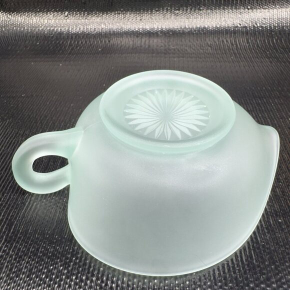 Vintage Indiana Glass Light Green Frosted Satin Finish Glass Dish Bowl W Handle - Picture 11 of 13